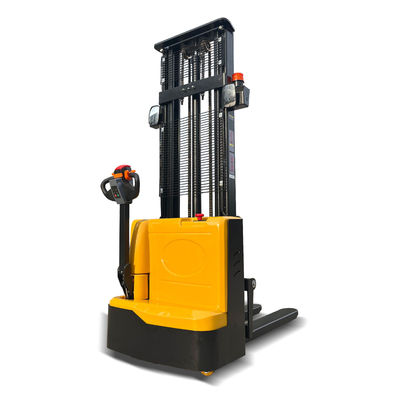 1.5 ตัน แบตเตอรี่ไฟฟ้า Pallet Stacker คลังสินค้า Self Loading Stacker